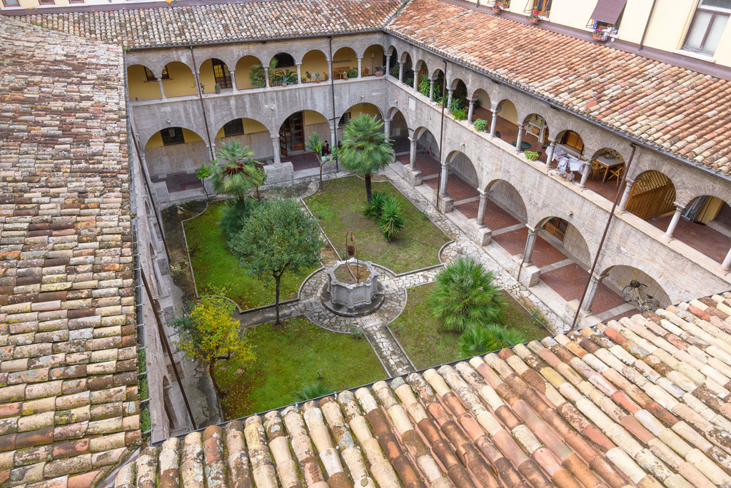 Chiostro minore della Chiesa di San Francesco